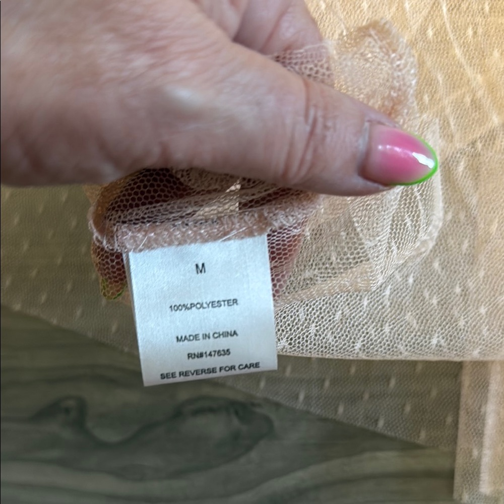 Romeo & Juliet Couture Peach Tulle Dress - Picture 7 of 7